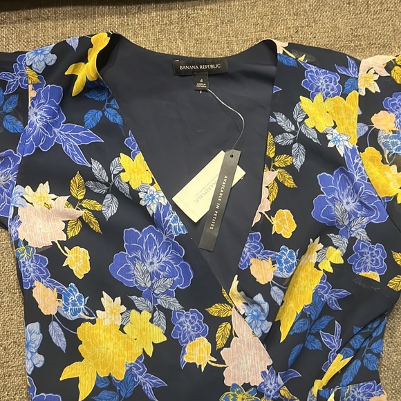 Banana republic dress - Picture 2 of 4